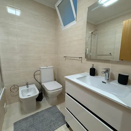 Apartamento Private Room - Ac - 3 Min To Arroios Metro