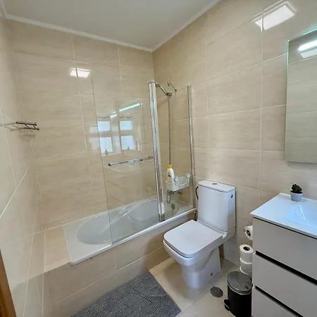 Private Room - Ac - 3 Min To Arroios Metro Lisboa