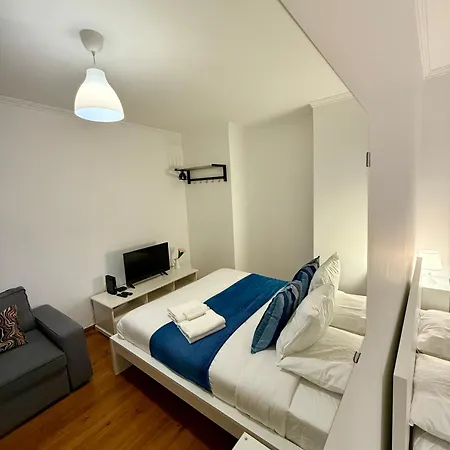 Apartamento Private Room - Ac - 3 Min To Arroios Metro