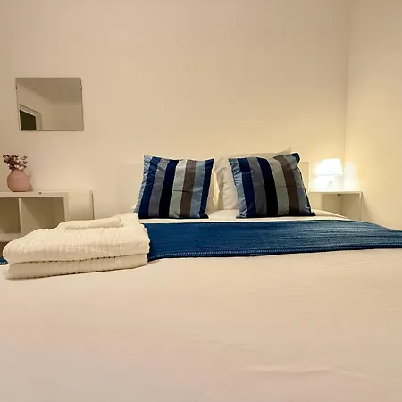 Private Room - Ac - 3 Min To Arroios Metro * Lisboa