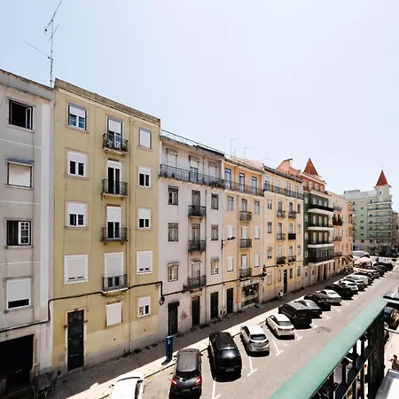Appartamento Private - Ac - 3 Min To Arroios Metro